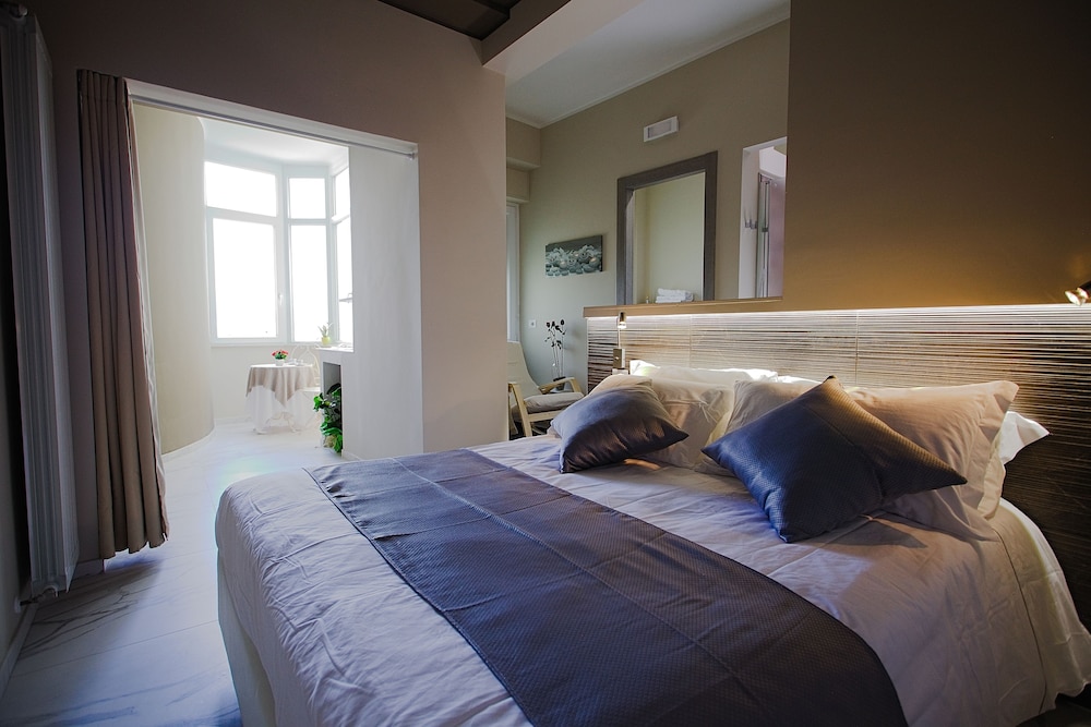Luxury Suite, City View (Opale) photo 1