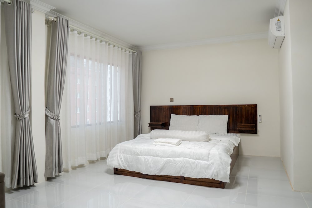 Deluxe Room - Photo 1
