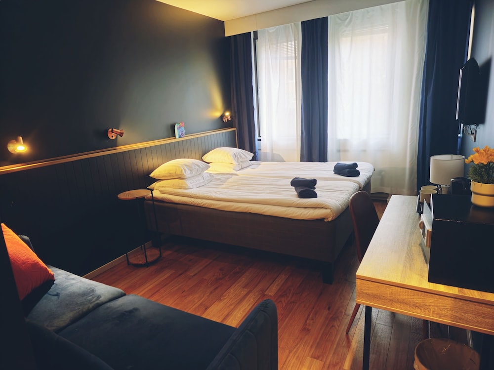 Large Classic Double Room photo 3
