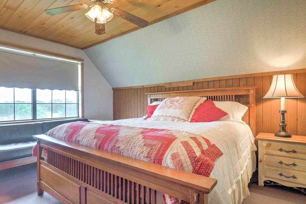 House (2 Bedrooms) photo 3