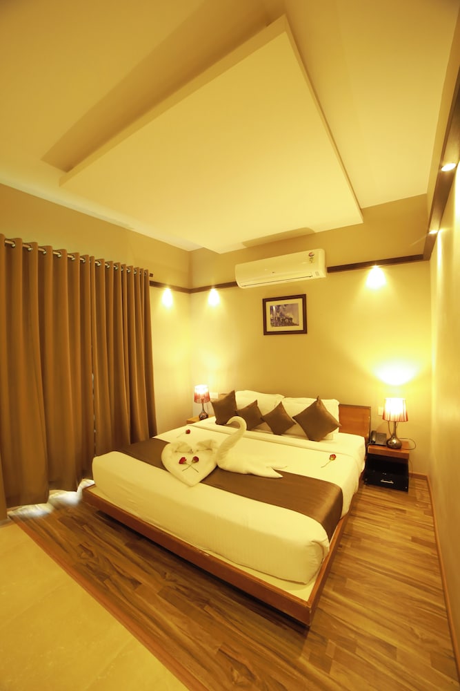 Executive Room - Photo 5