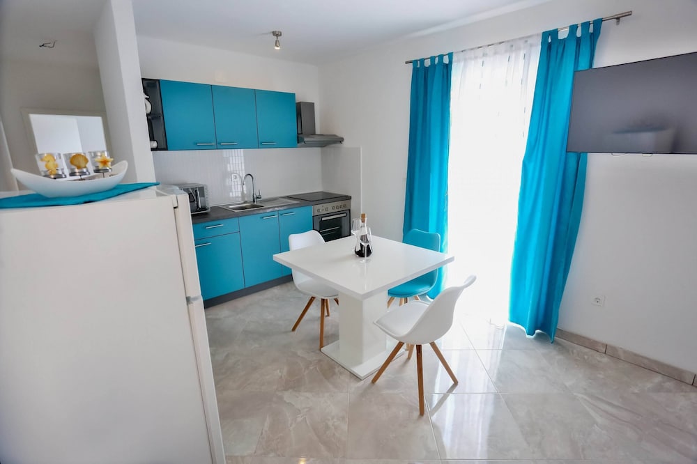 Apartment (One Bedroom Apartment A1)