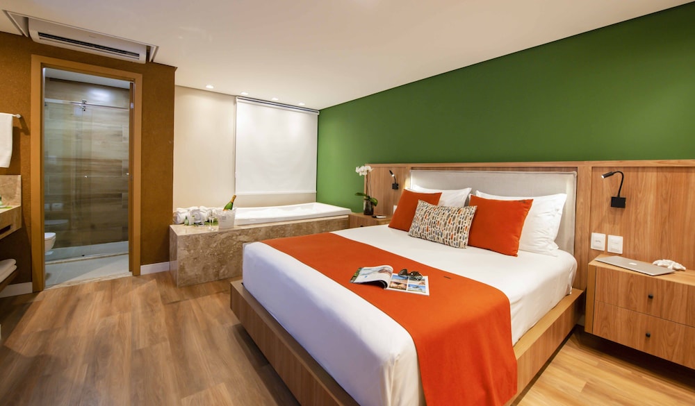 Deluxe Double Room, Jetted Tub