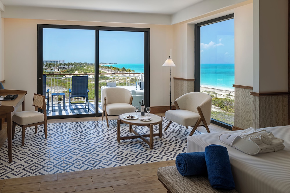 Privilege Master Suite Ocean Front