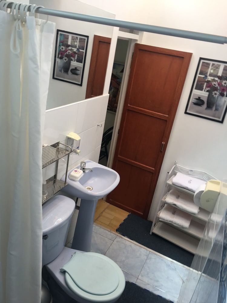 Family Apartment, 2 Bedrooms, 2 Bathrooms photo 3