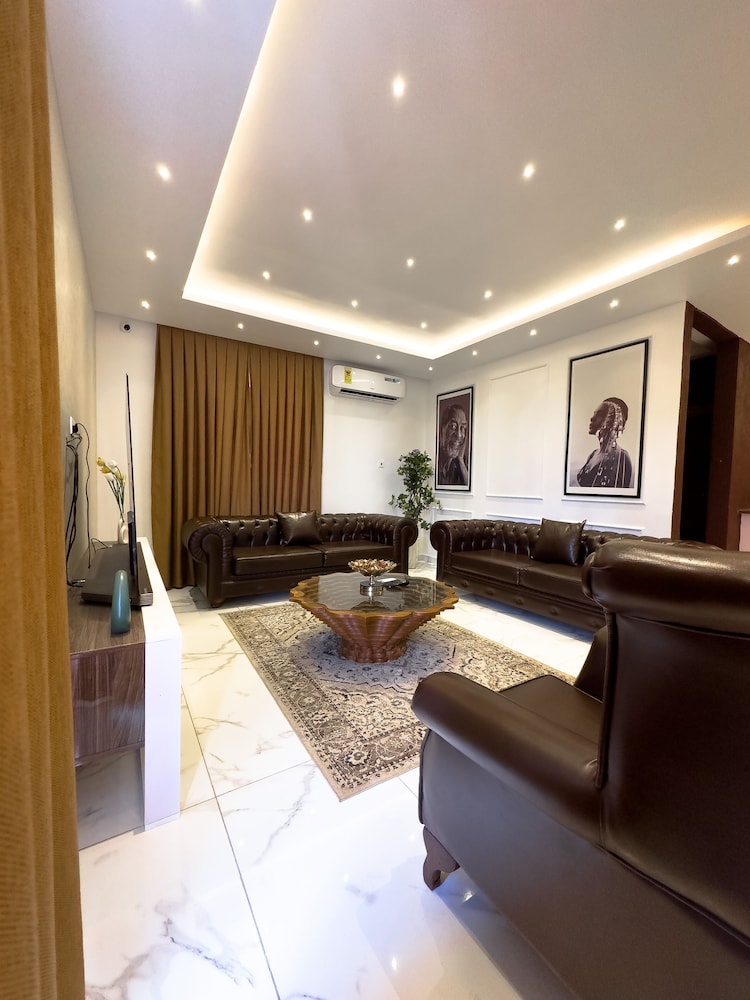 Luxury Apartment photo 1
