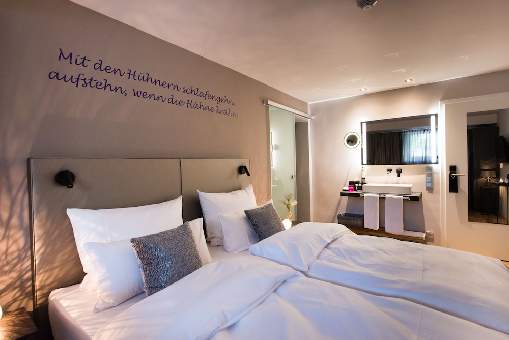 Classic Double Room Single Use photo 3