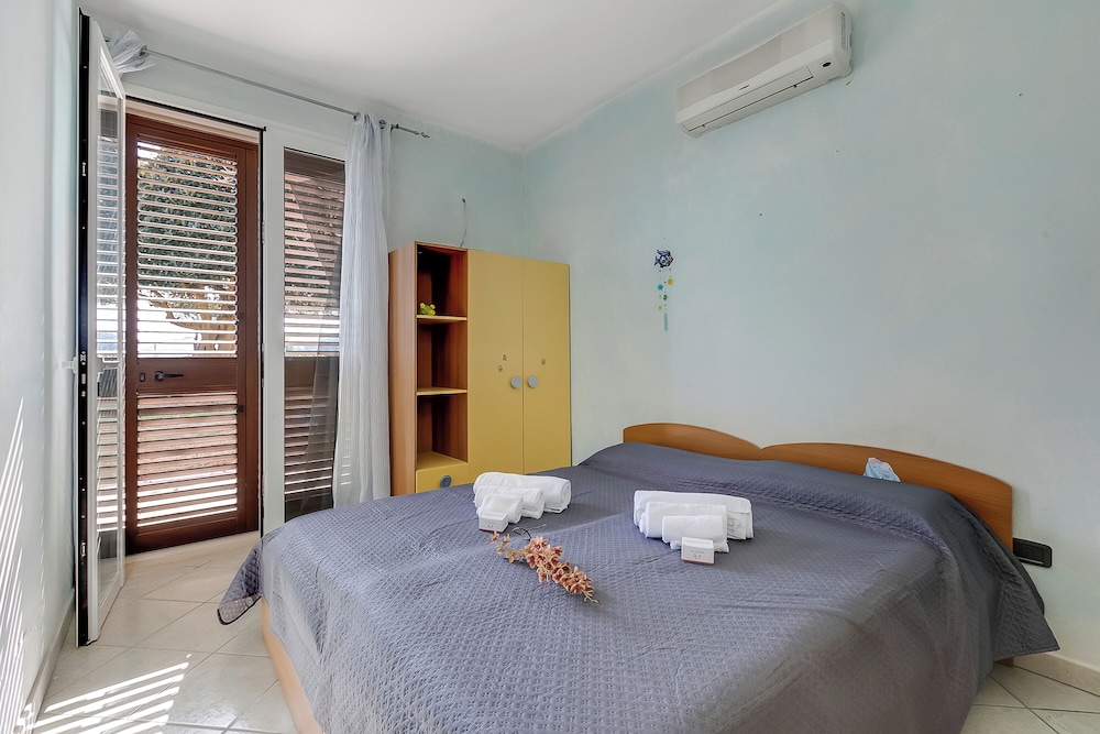 Family Apartment, Multiple Bedrooms (Riva Blu Great Villa Pool And Sea)