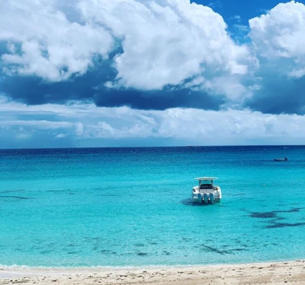 Beachfront Plunge Pool One Bedroom Casita Suite