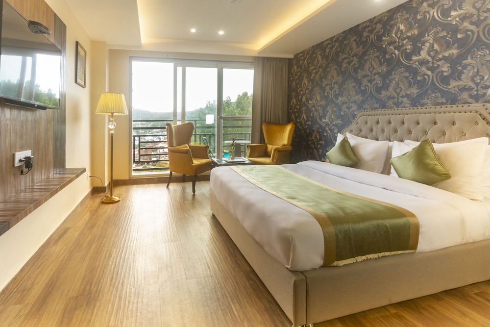 Luxury Room - Photo 1
