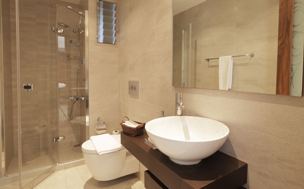 Superior Triple Room photo 3