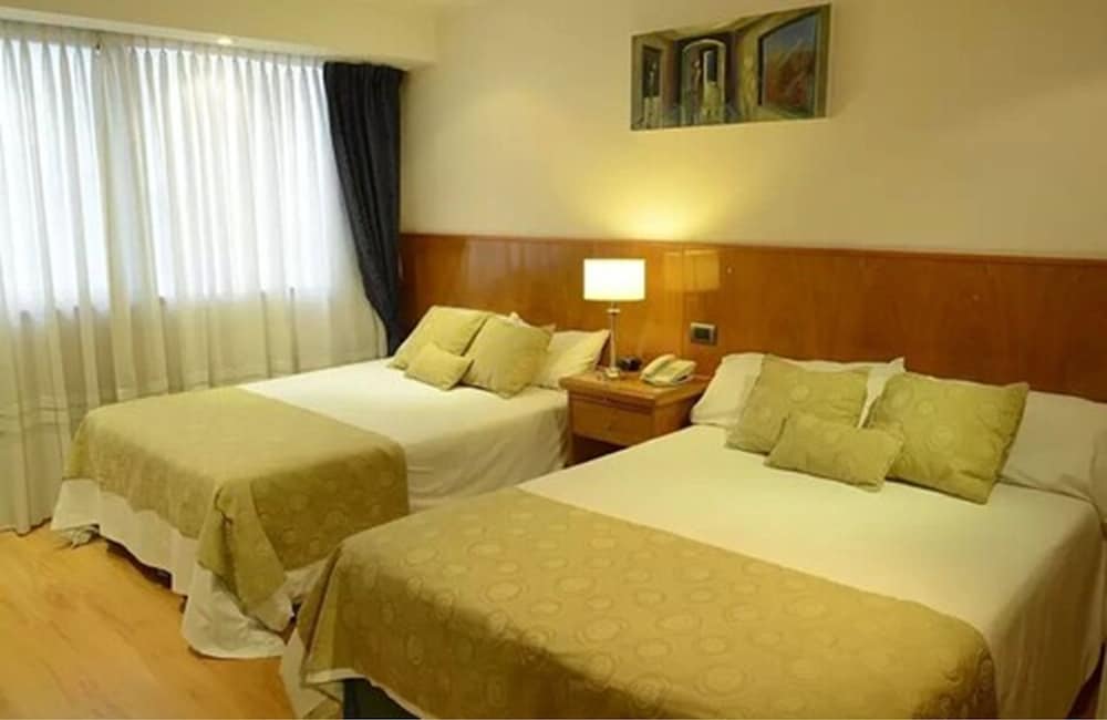 Standard Double or Twin Room photo 1
