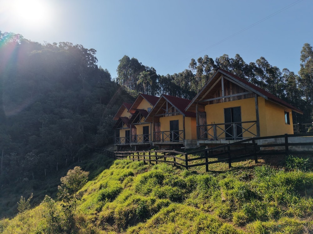 Classic Chalet, Mountain View