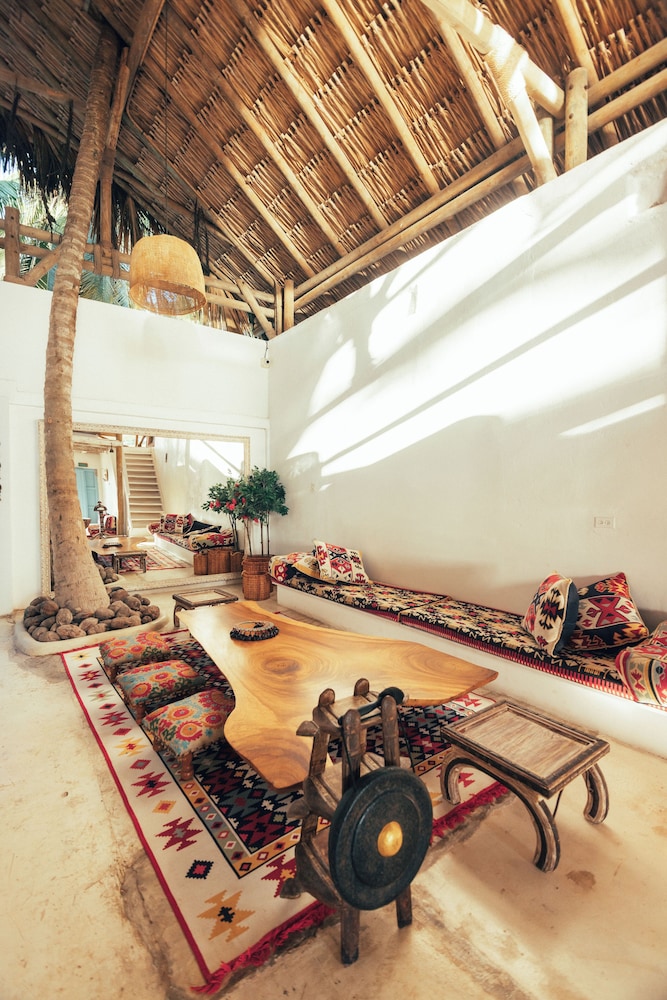 Standard Room, 2 Double Beds, Garden View photo 3