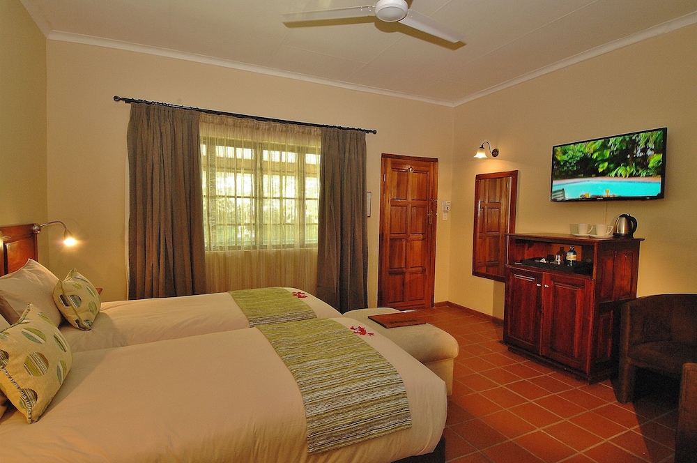Classic Twin Room - Photo 5