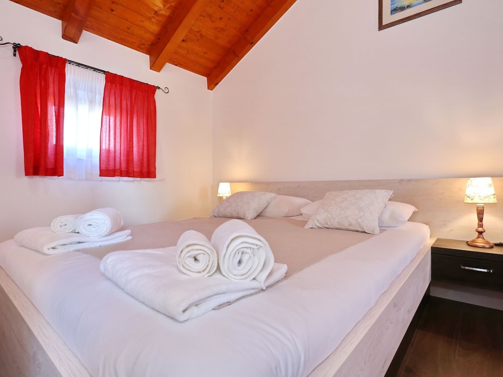Villa photo 3