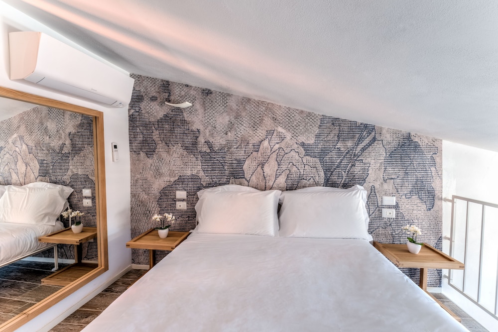 Luxury Apartment photo 2