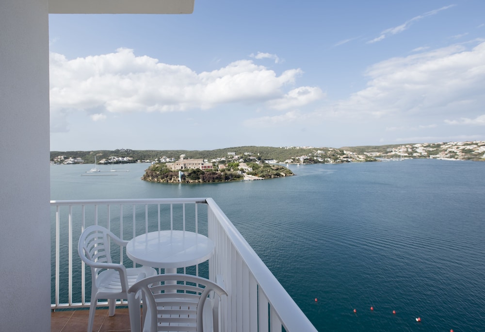 Double Room Single Use, Balcony, Partial Sea View