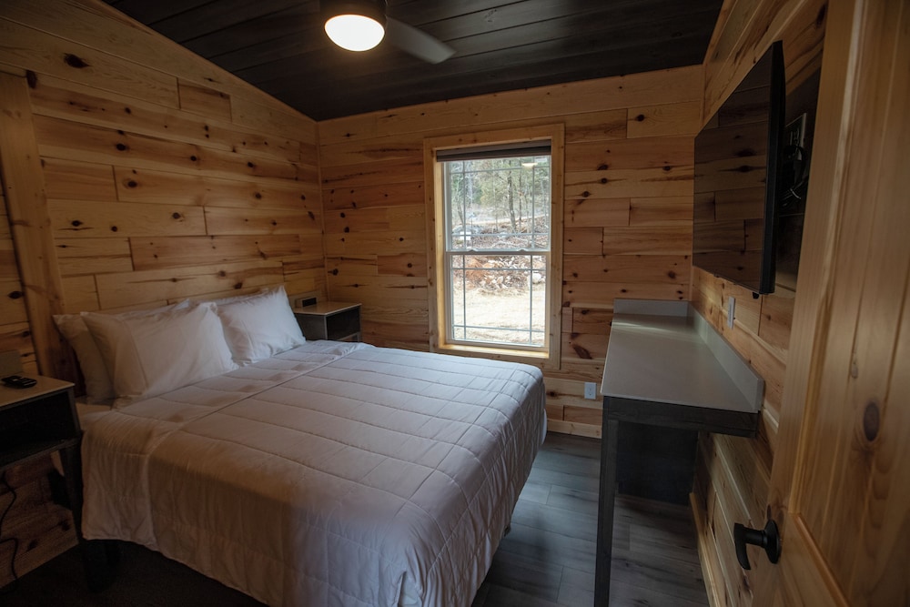 Premium Cabin, Non Smoking, Park View photo 1