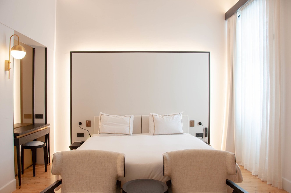 Deluxe Room (Single Use) photo 3