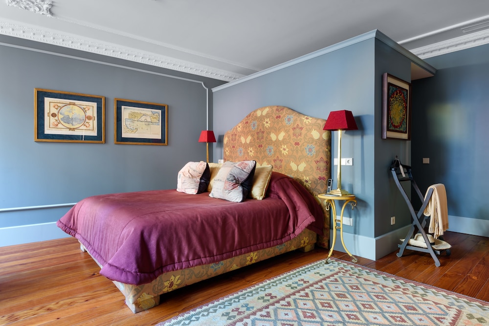 Suite, 1 Double Bed, Corner photo 1