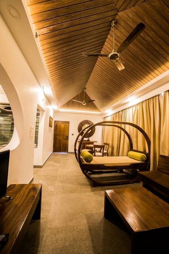 Jacuzzi Suite photo 3