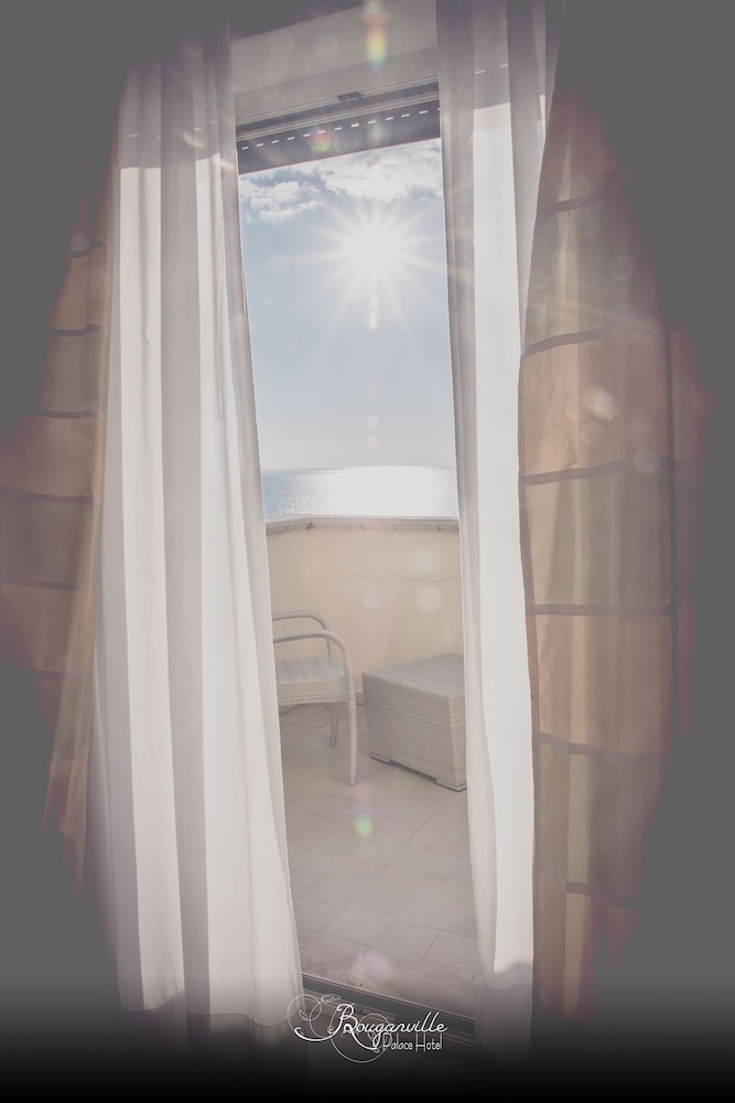 Deluxe Double Room Single Use, Balcony, Tower photo 3