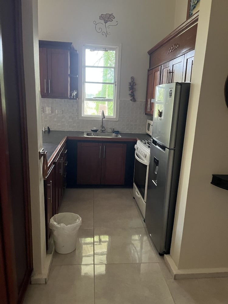 Standard Studio, 1 Queen Bed, Accessible, Non Smoking (112) photo 3