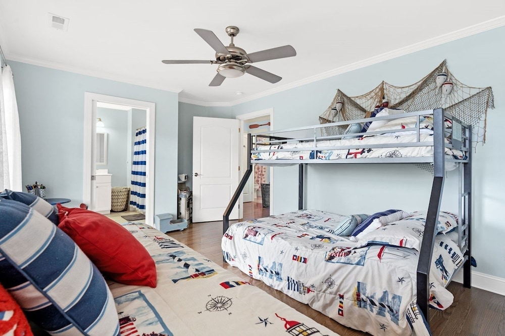 House, 4 Bedrooms