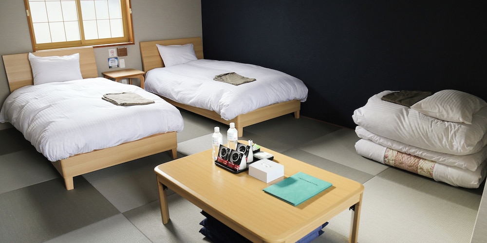 Japanese Western Style Room - Photo 6