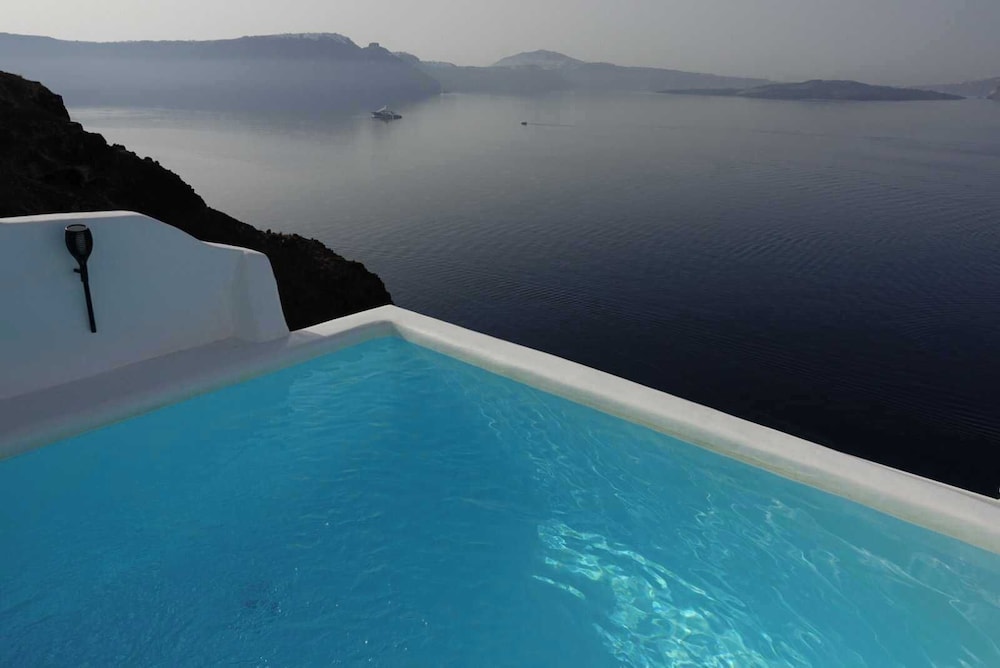 Villa, 2 Bedrooms, Private Pool, Sea View photo 3