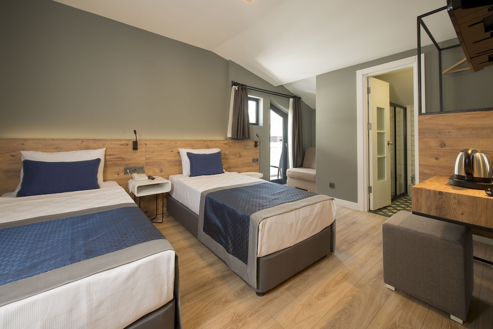 Family Studio Suite