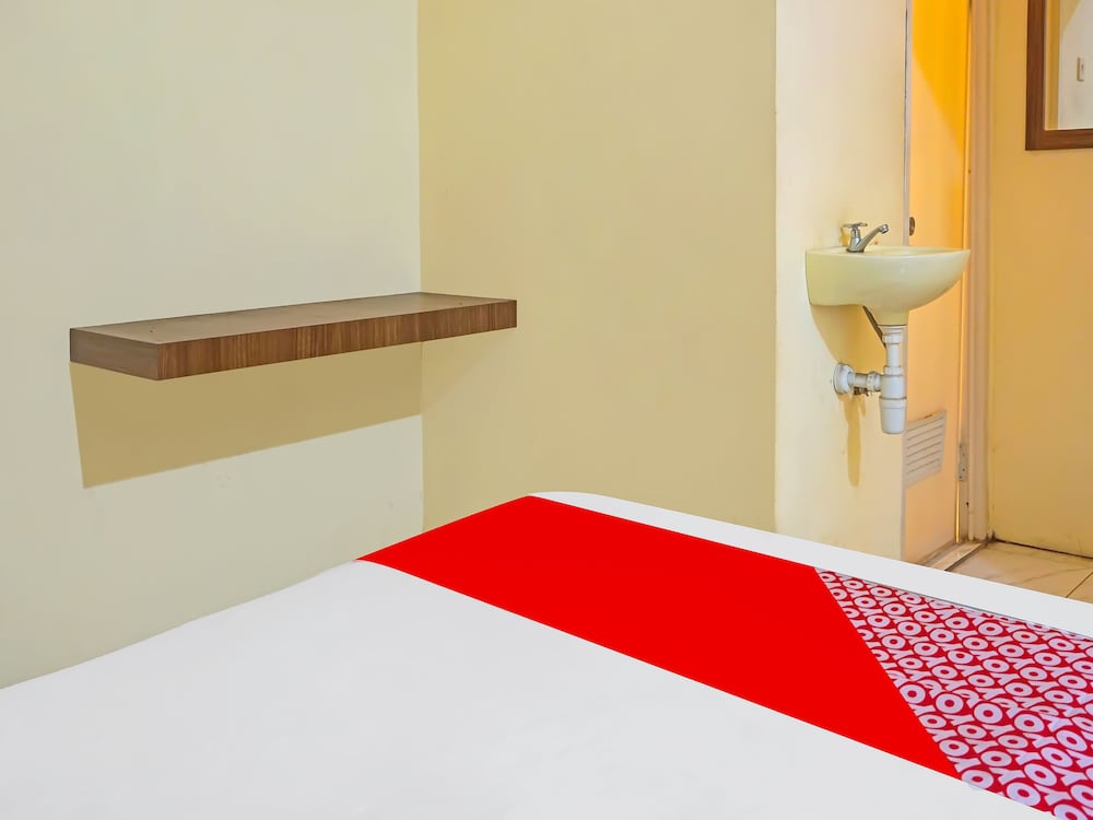 Deluxe Single Room photo 3