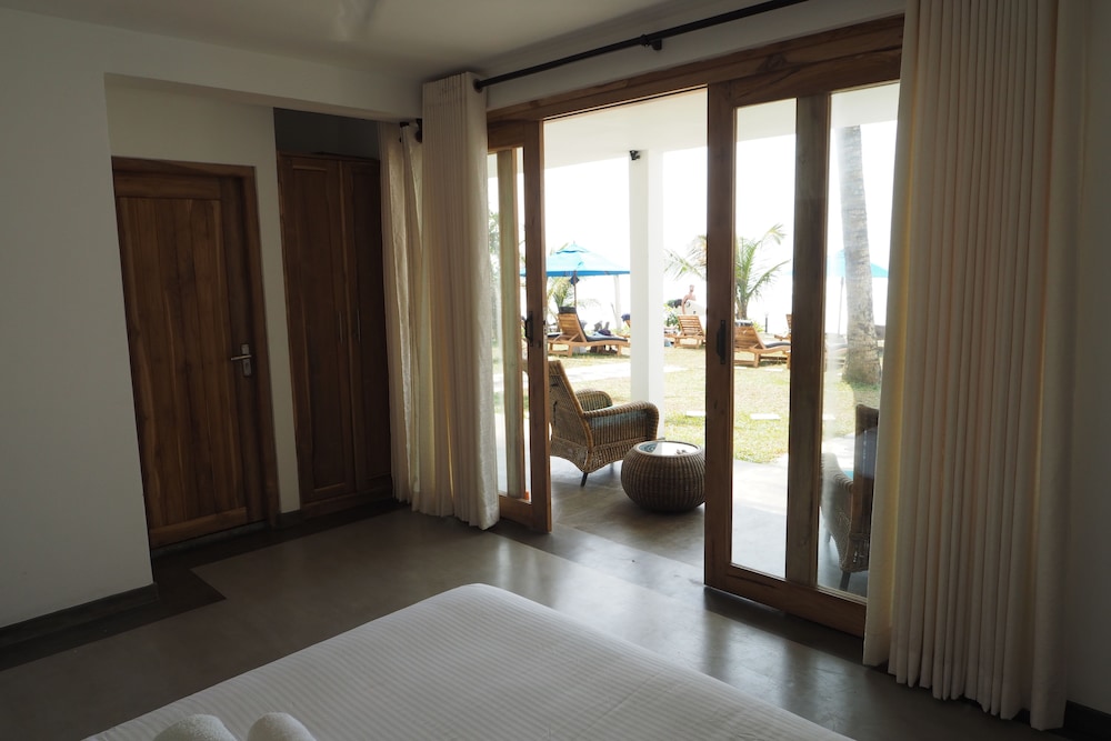 Standard Double Room, Patio, Ocean View