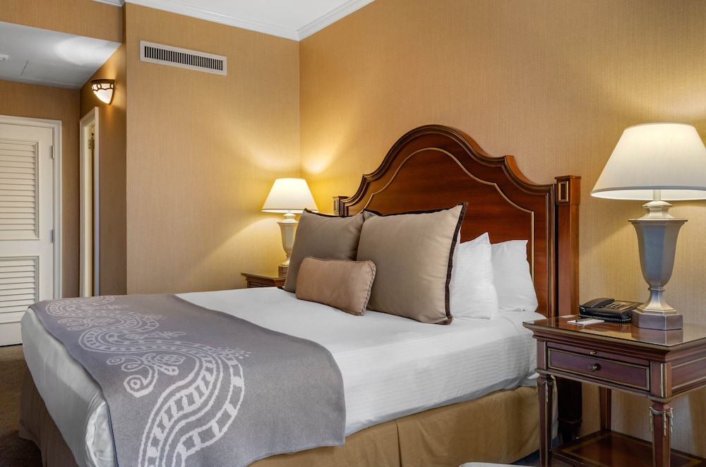 Premier Room, Non Smoking, Balcony - Photo 7