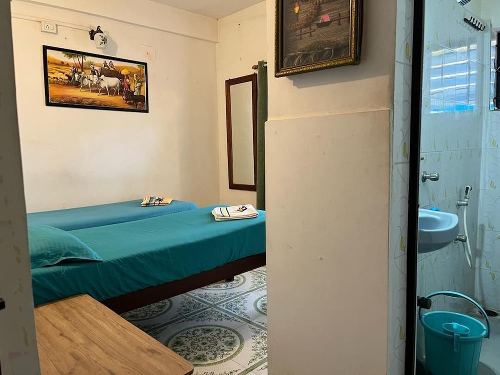 Standard Room - Photo 8