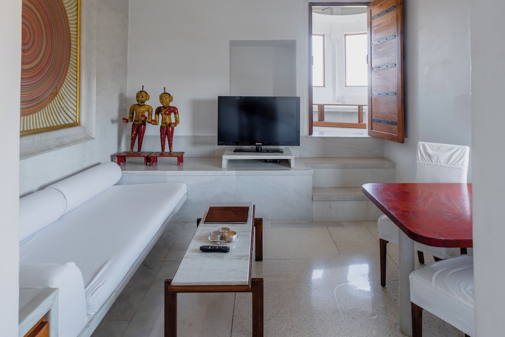 Aravali Suite - Photo 11