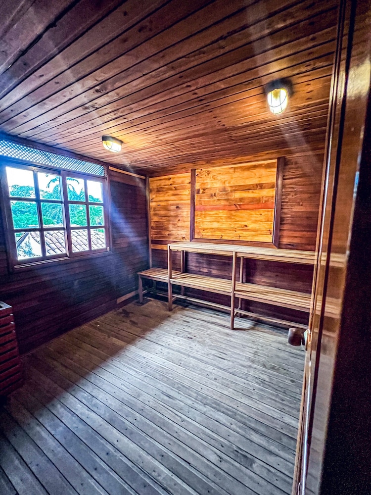 Junior Room photo 2
