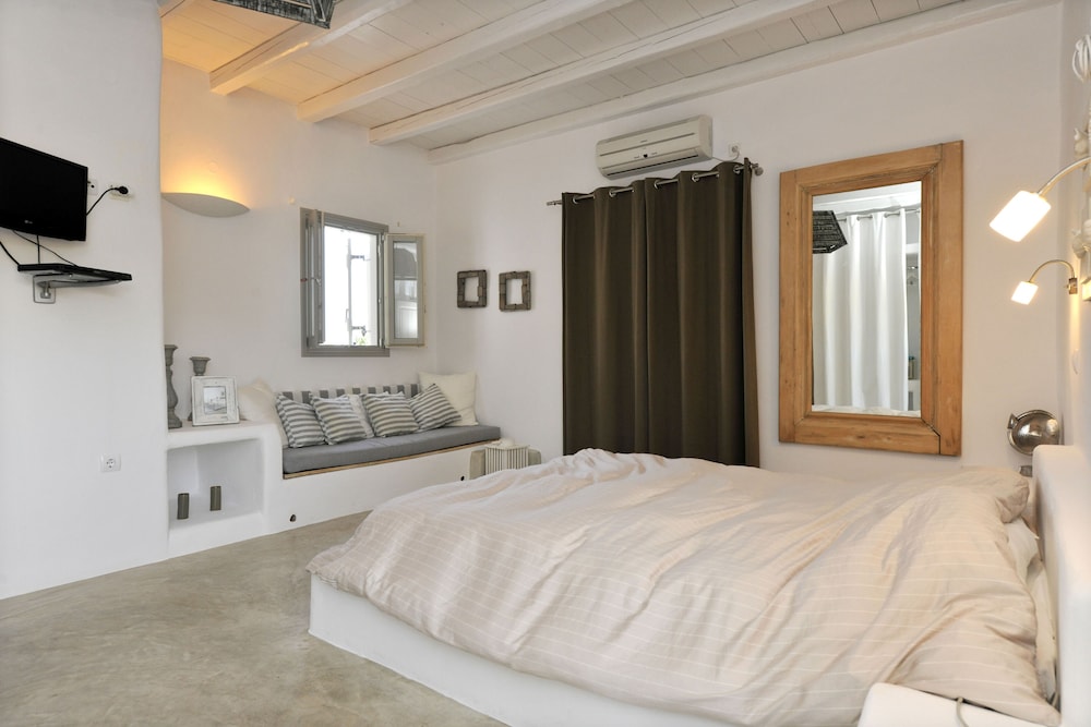 Superior Room - Photo 8