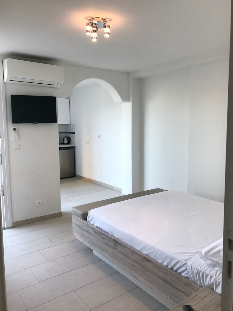 Comfort Studio, Terrace, Oceanfront (In a side building) photo 1
