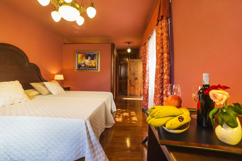 Standard Room photo 2