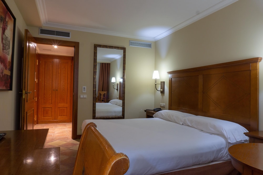 Triple Room - Photo 1