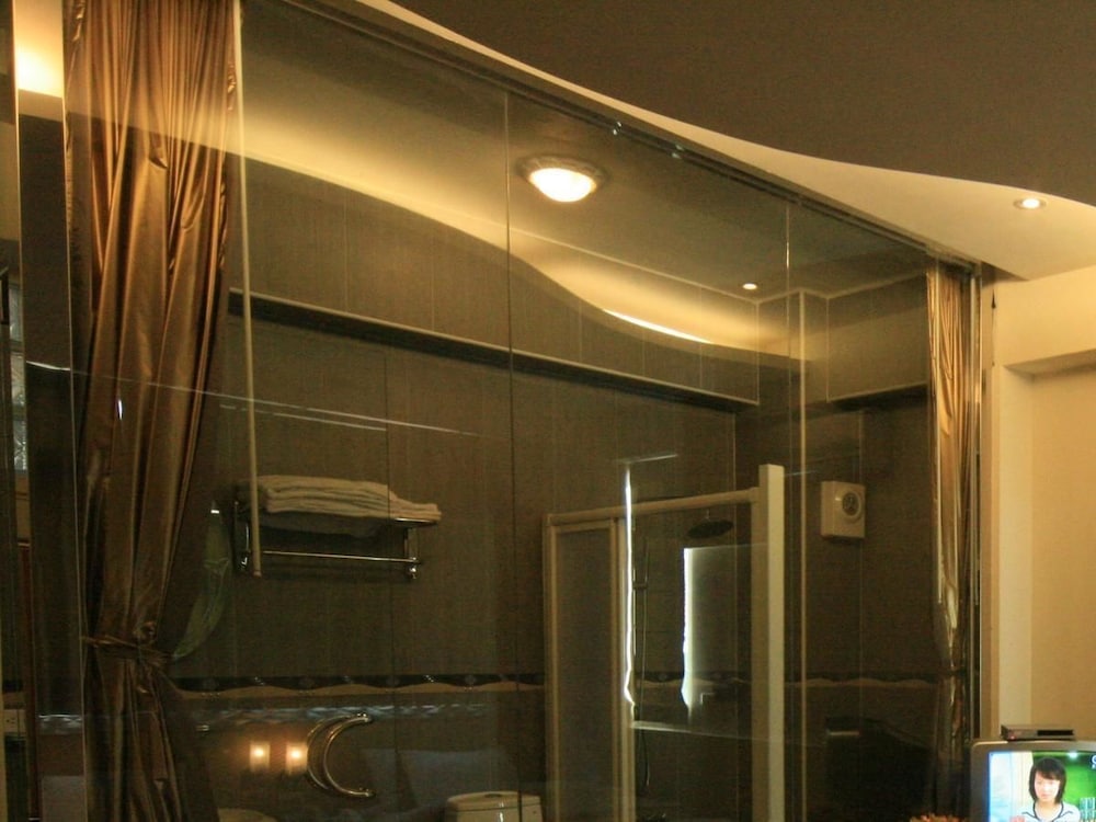 Deluxe Triple Room photo 3