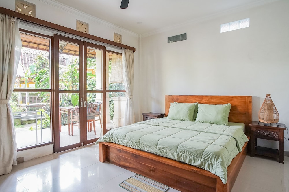 Superior Room With Fan