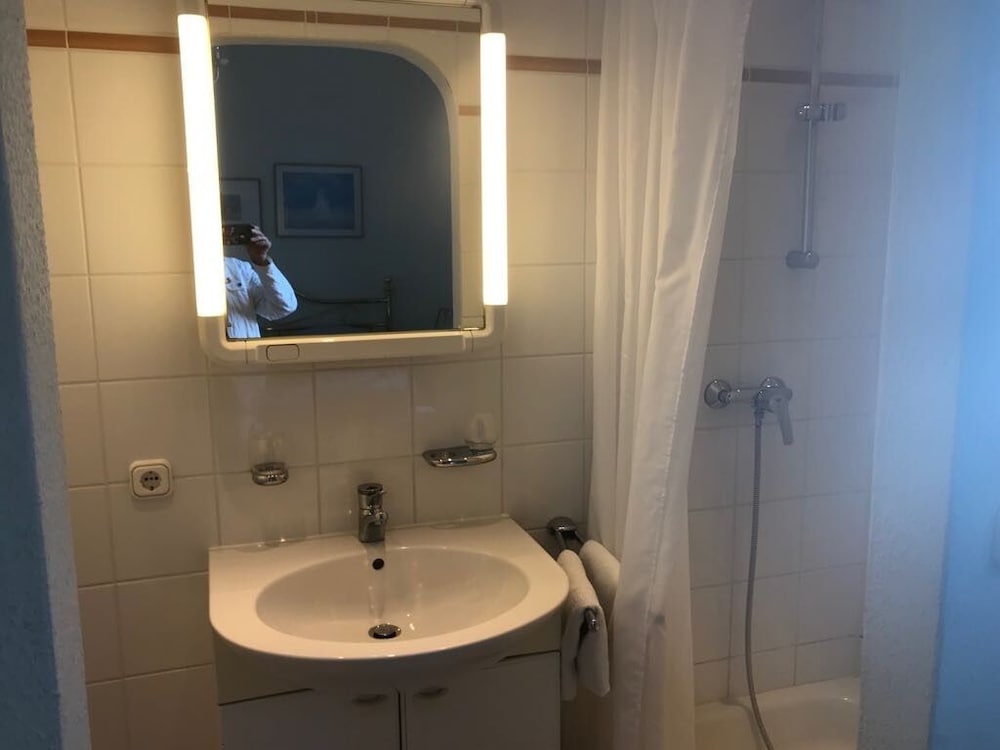 Double Room, Ensuite, Garden View (Bernstein) photo 2