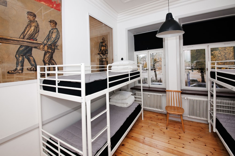 Shared Dormitory, Shared Bathroom (4-Bed) thumbnail 5