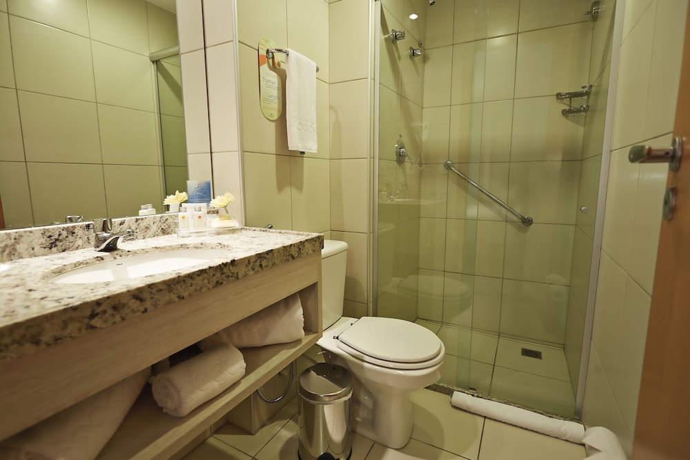 Deluxe Suite photo 2