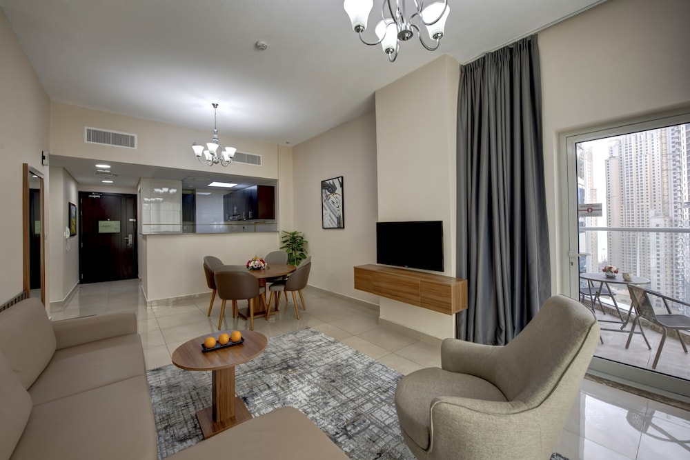 Superior Premium One bed Room Apartment With Marina View & Balcony