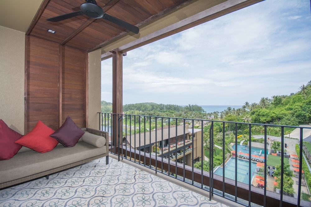 Ocean View Family Suite - Photo 2