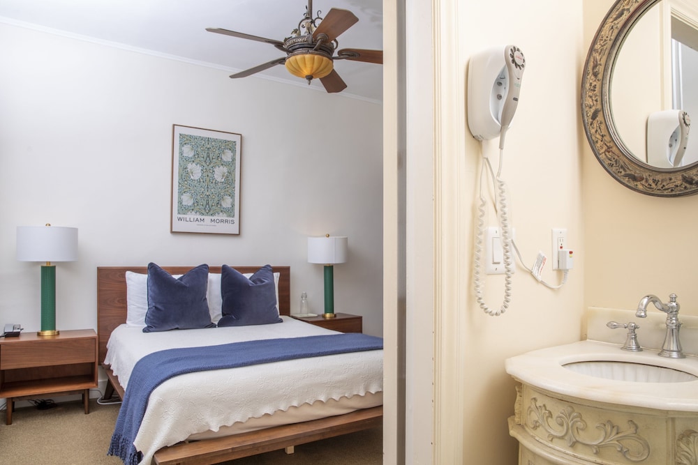 Standard Double Room, Ensuite